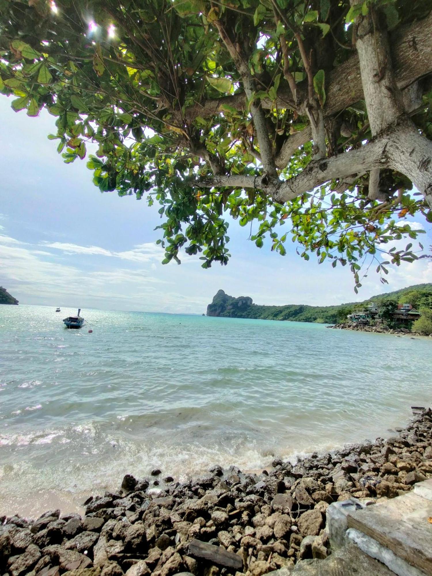 Dalum Beachhouse Phi Phi Don Exterior foto